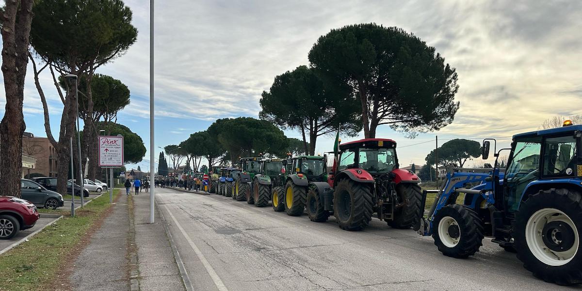 Le proteste degli agricoltori cominciano a vedersi anche in Italia