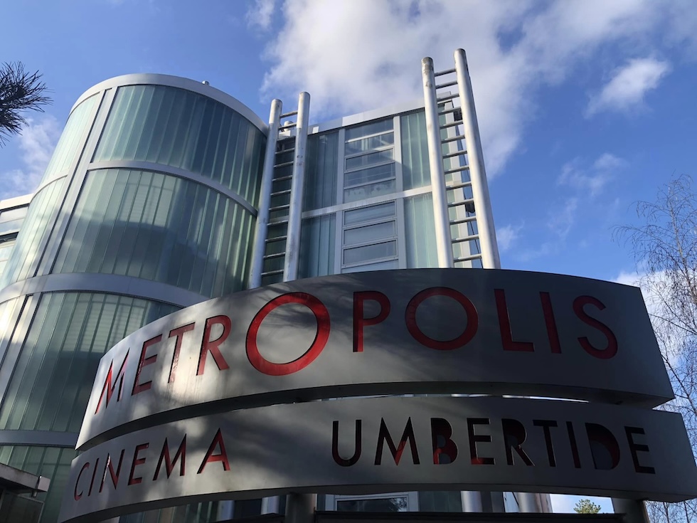Foto dell'esterno del cinema Metropolis