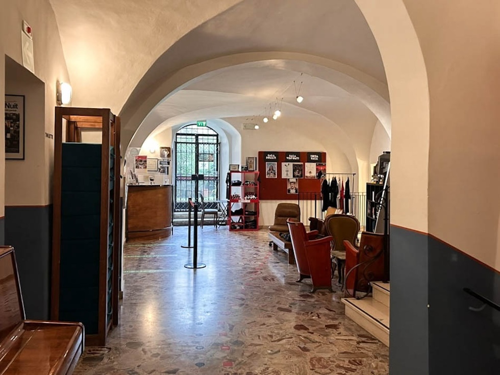 Una foto dell'interno del cinema Post-Modernissimo a Perugia