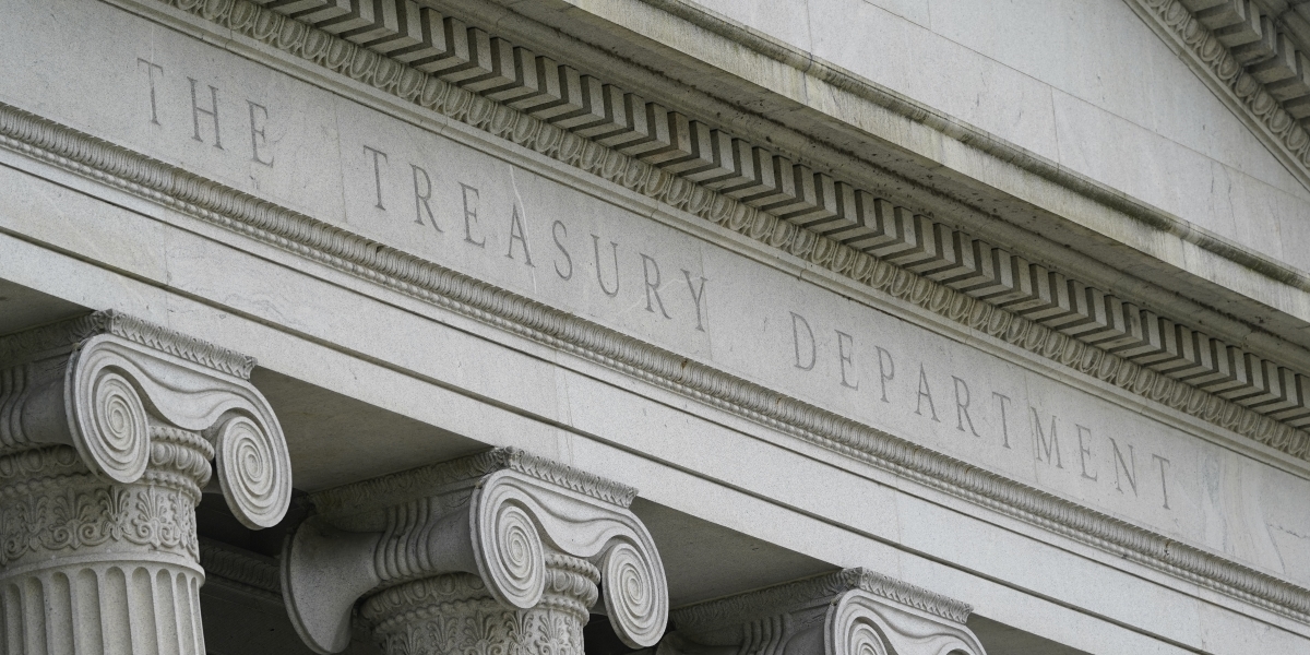 la scritta "dipartimento del tesoro" sulla facciata della sede del dipartimento