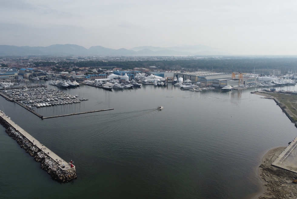 Il porto di Viareggio visto dall'alto