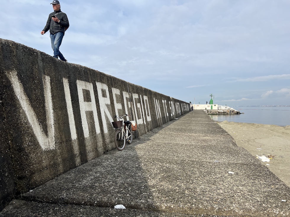 Il Muraglione di Viareggio, uno dei moli del porto 