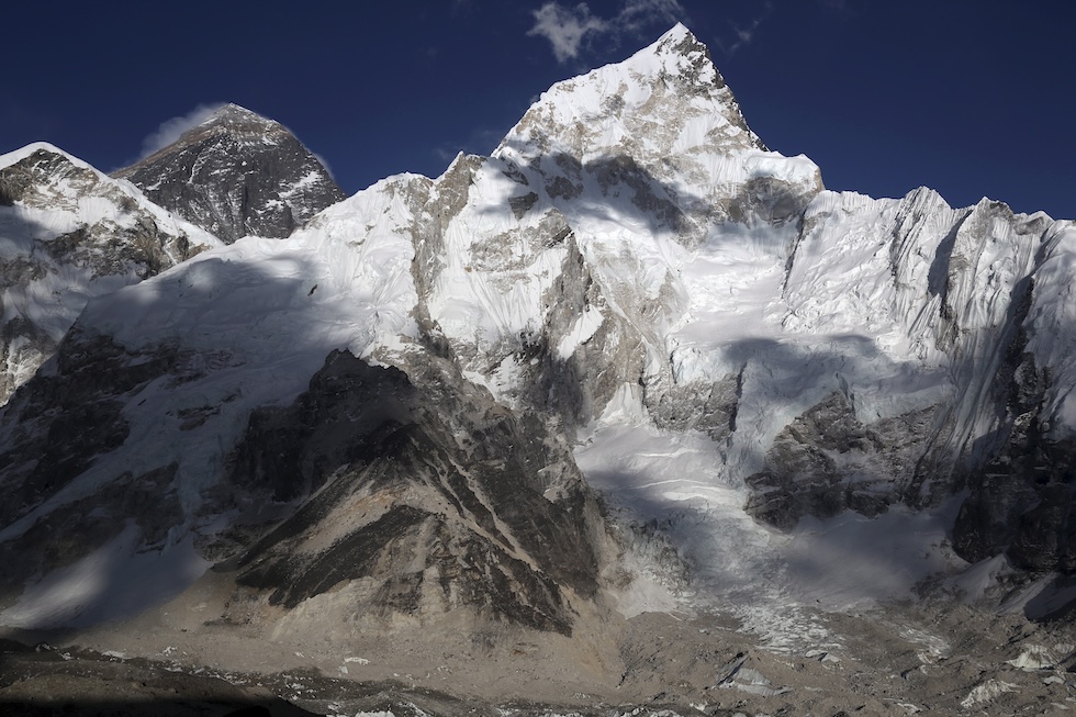 Anyone who defecates on Mount Everest will have to return it – The Post
