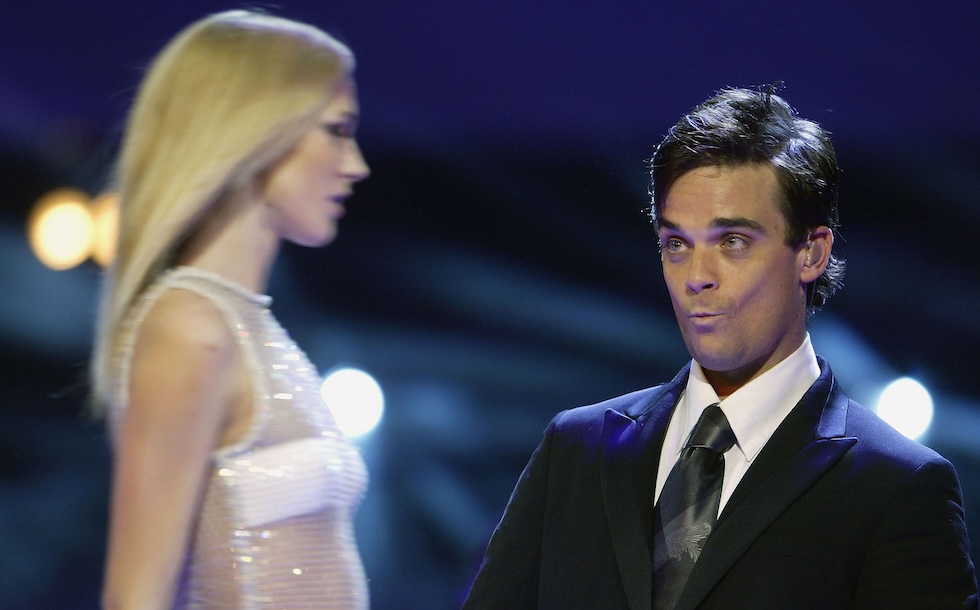 Robbie Williams all'evento "Fashion Rocks for the Prince's Trust" a Londra nel 2003