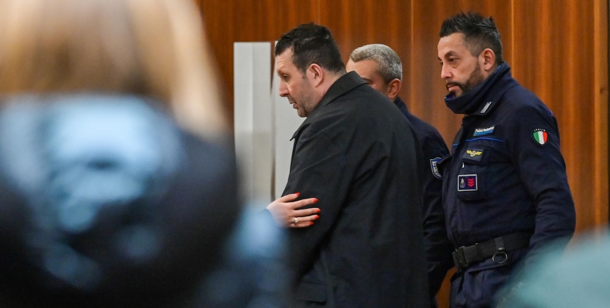 È stato confermato in appello l’ergastolo per Alessandro Maja, che nel 2022 uccise la moglie e la figlia in provincia di Varese