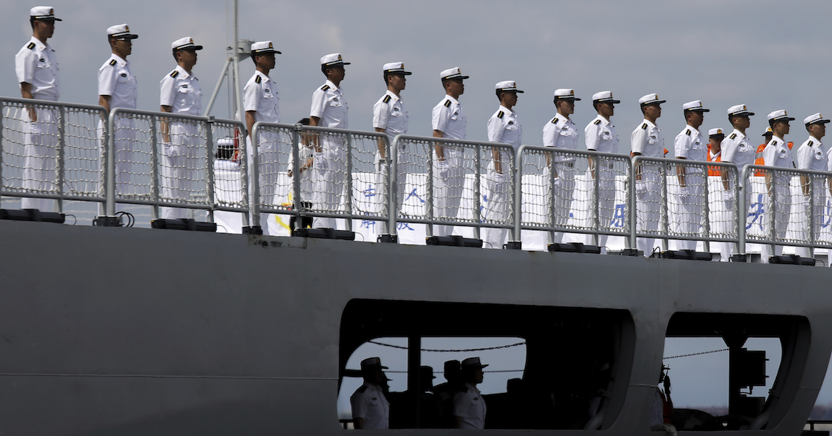 Marinai della Marina militare cinese