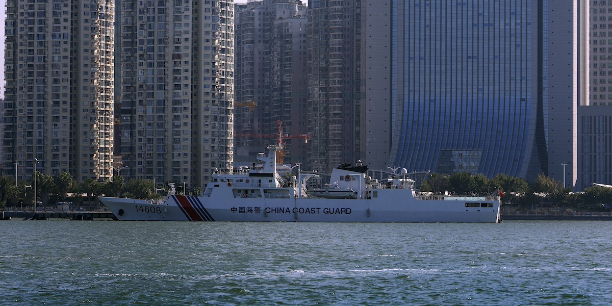 Una nave della guardia costiera cinese (AP Photo/Andy Wong)