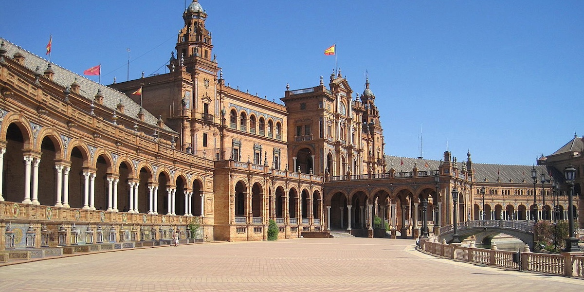 Plaza de España (Roberto Chamoso G/Wikimedia)
