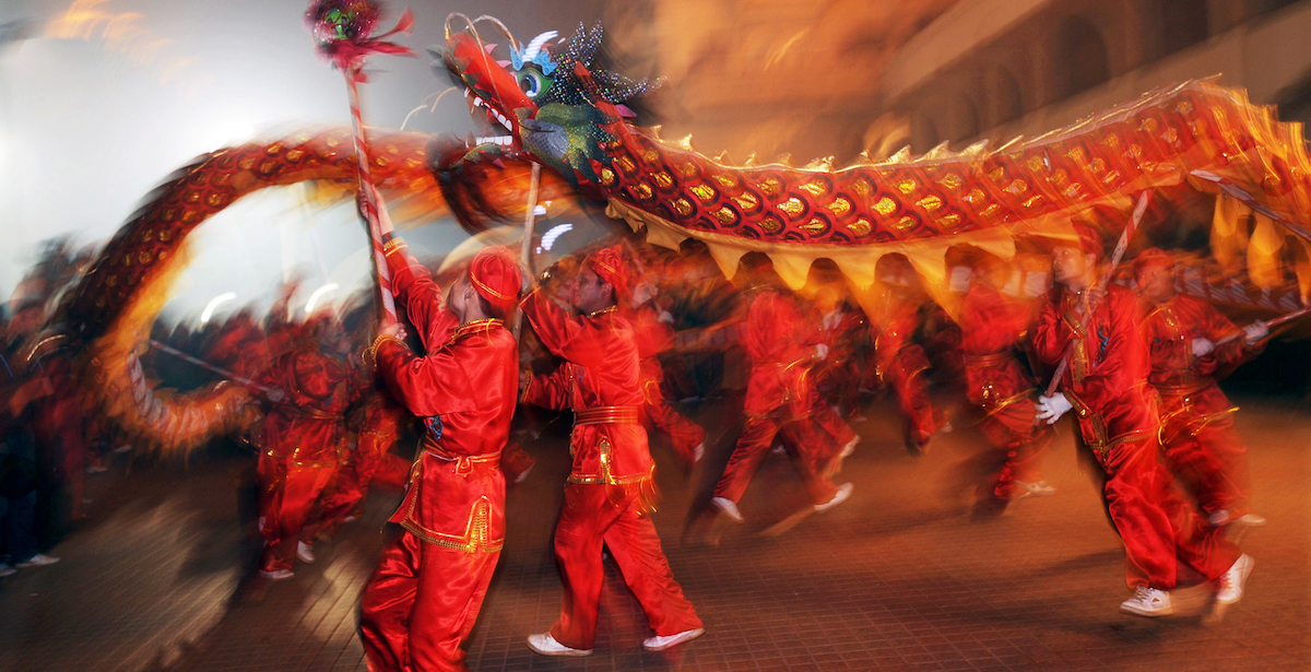La danza del drago, Wuhan, Cina, 2009 (China Photos/Getty Images)