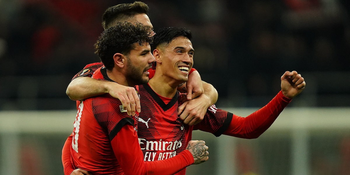 Tijjani Reijnders del Milan festeggia il suo gol durante la partita con lo Slavia Praga a San Siro, Milano, 7 marzo