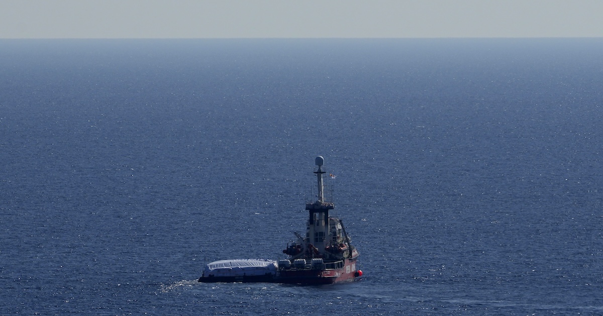 La nave di Open Arms diretta a Gaza (AP Photo/Petros Karadjias)