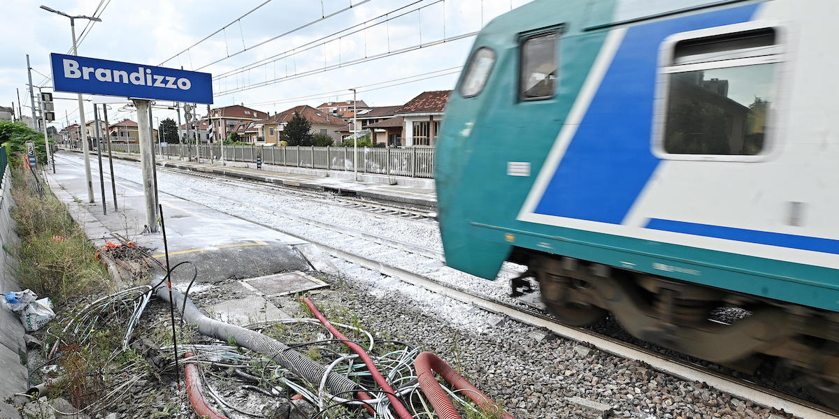 I binari della stazione di Brandizzo dove nell'agosto del 2023 sono morti cinque operai