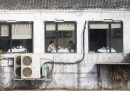 Una coppia mangia in un ristorante vicino alla Città Proibita a Pechino