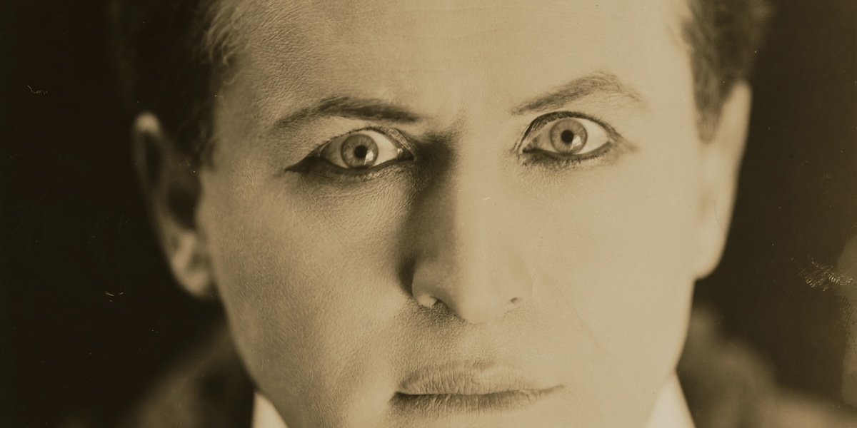 Dettaglio di una foto di Houdini del 1920 circa