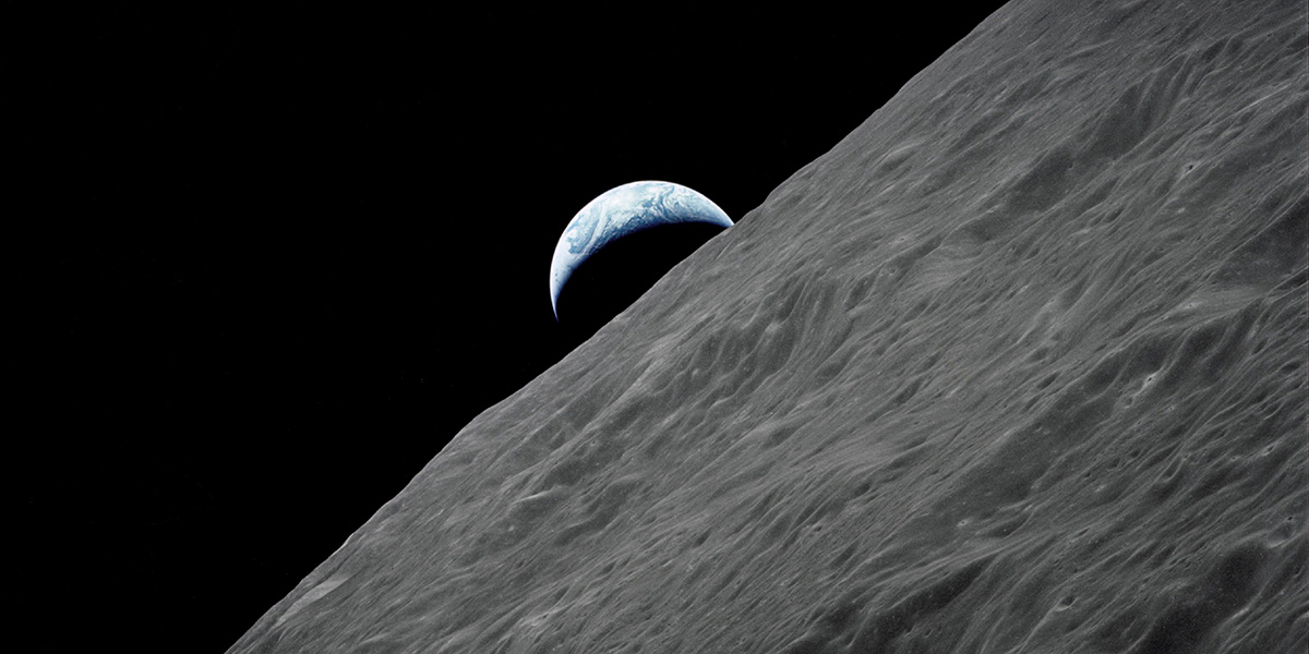 La Terra vista dalla Luna durante la missione Apollo 17 (NASA)