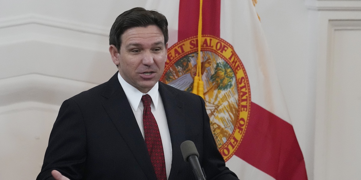 Il governatore della Florida Ron DeSantis (AP Photo/Marta Lavandier)