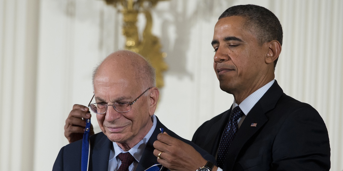 Daniel Kahneman riceve la medaglia presidenziale della libertà nel 2013