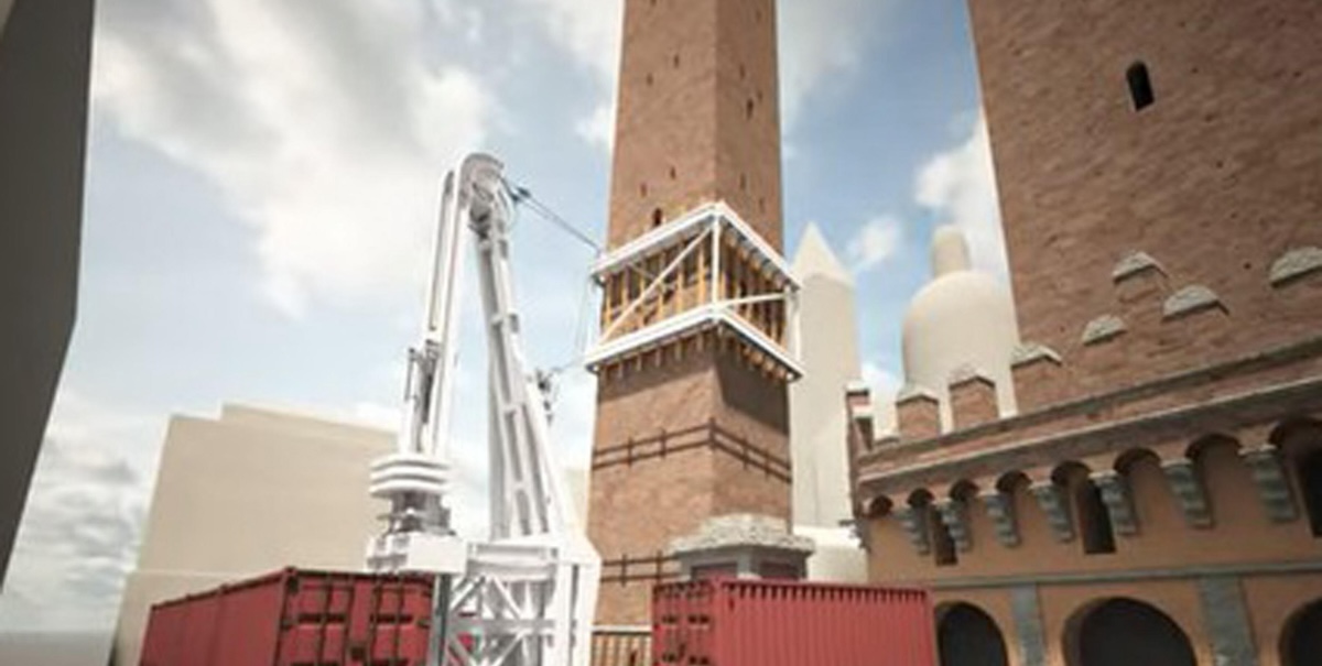 Immagine tratta da un video relativo al restauro della Torre Garisenda
(Comune di Bologna/Facebook)