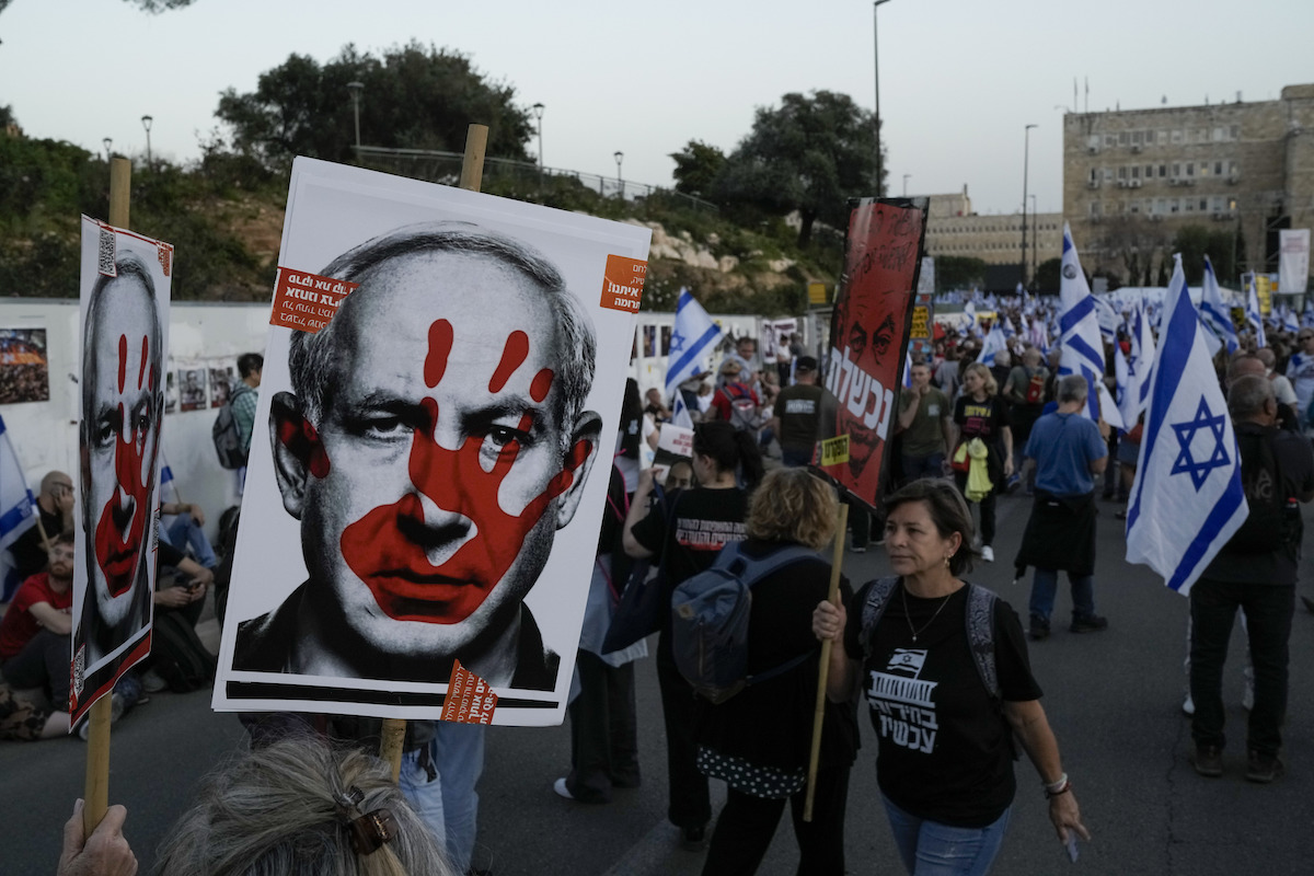 Una manifestazione contro Benjamin Netanyahu a Gerusalemme