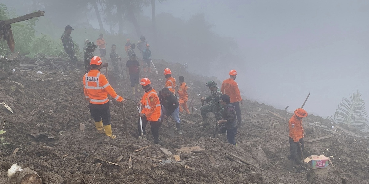 Operazioni di soccorso nel distretto di Tana Toraja