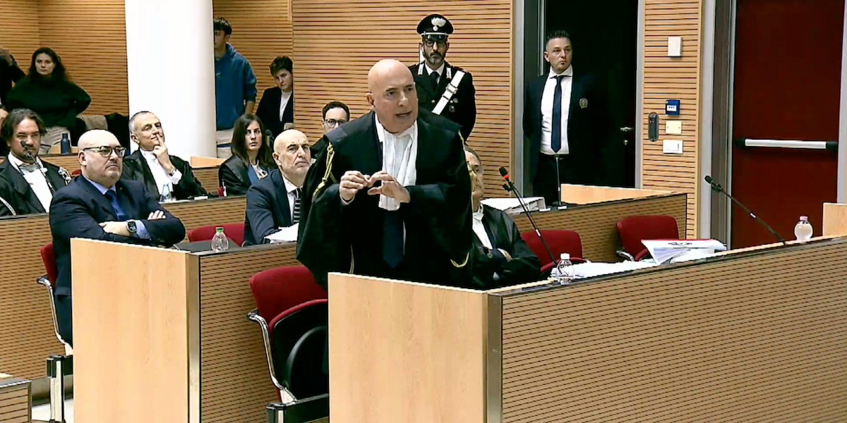 Domenico Chiaro, avvocato generale di Stato in aula per la revisione del processo per Olindo Romano e Rosa Bazzi, al tribunale di Brescia, il 1° marzo 2024. (ANSA/Filippo Venezia)