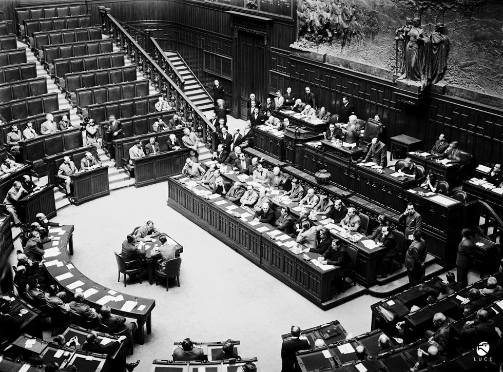 Seduta inaugurale dell'Assemblea Costituente, 25 giugno 1946 © Archivio Luce