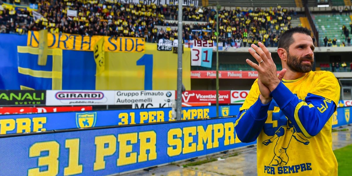 Sergio Pellissier il giorno della sua ultima partita con il ChievoVerona, nel 2019 (Paolo Rattini/Getty Images)