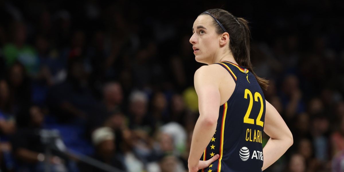 Caitlin Clark in una partita di pre-stagione con le Indiana Fever (Gregory Shamus/Getty Images)