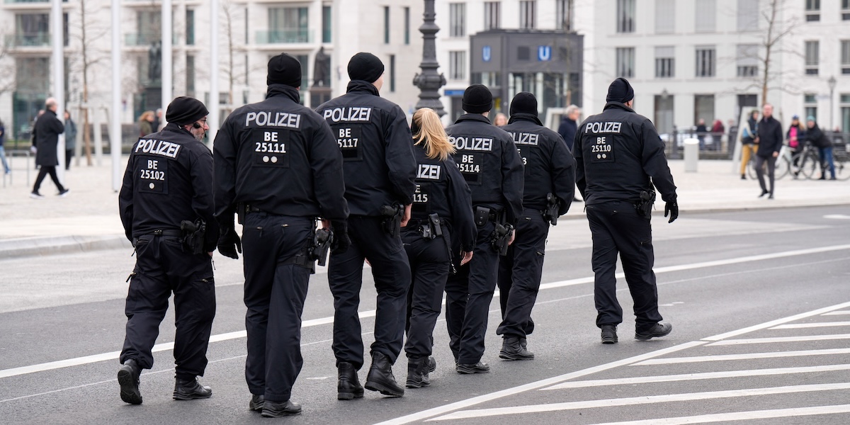 Poliziotti tedeschi a Berlino