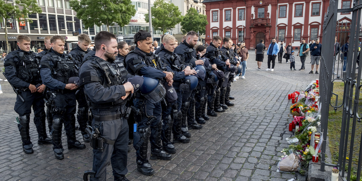 The policeman who was critically injured throughout Friday’s stabbing in Mannheim, Germany, has died