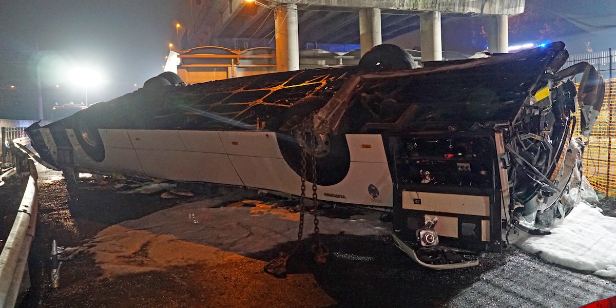 L'autobus precipitato a Mestre la sera del 3 ottobre 2023