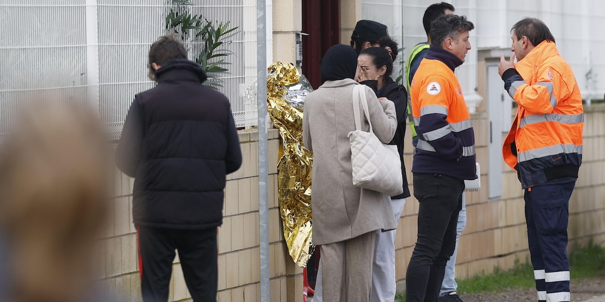 Almeno dieci persone sono morte in un incendio in una casa di cura in Spagna