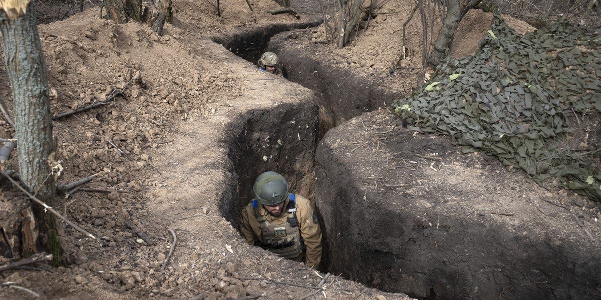 È stato licenziato il comandante dell’esercito ucraino a capo delle operazioni militari nella regione di Donetsk