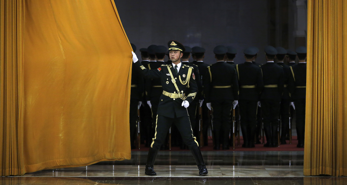 Xi Jinping sta rimuovendo un sacco di ufficiali dall’esercito cinese