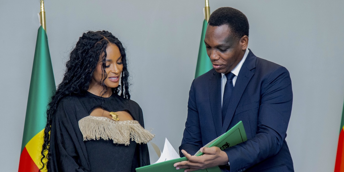 Per attrarre turisti, il Benin dà passaporti alle celebrità afrodiscendenti