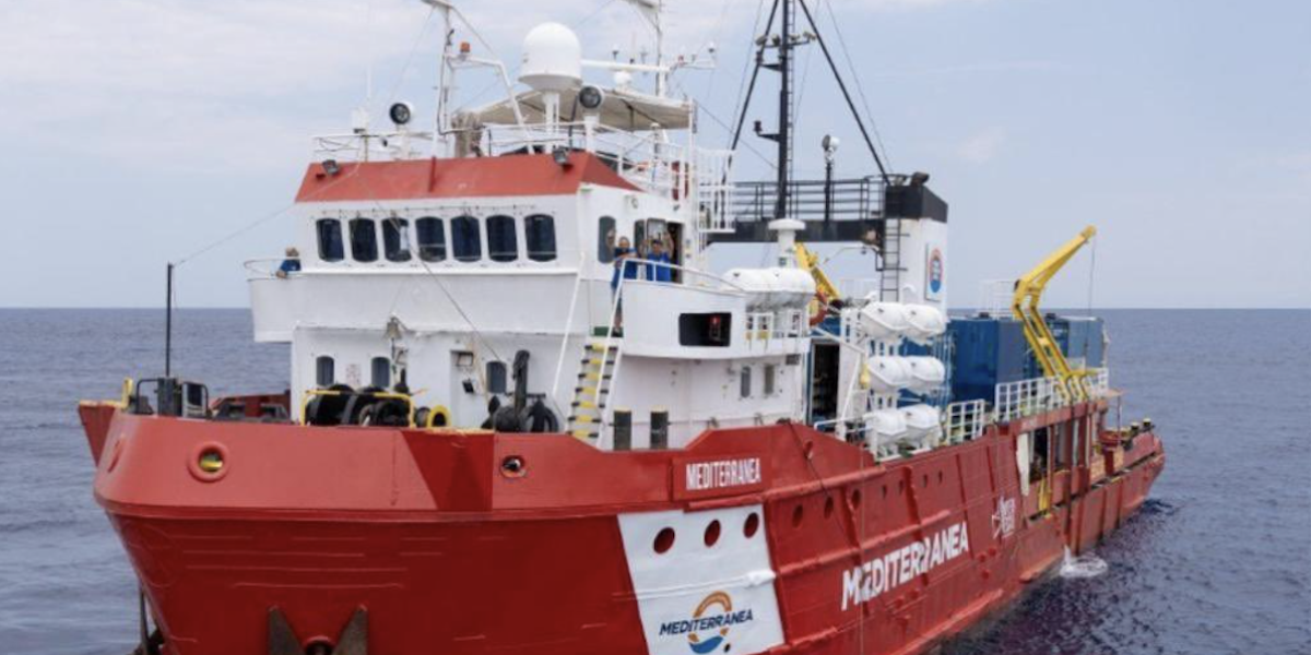 Lo sbarco della nave Mediterranea contro le indicazioni del governo