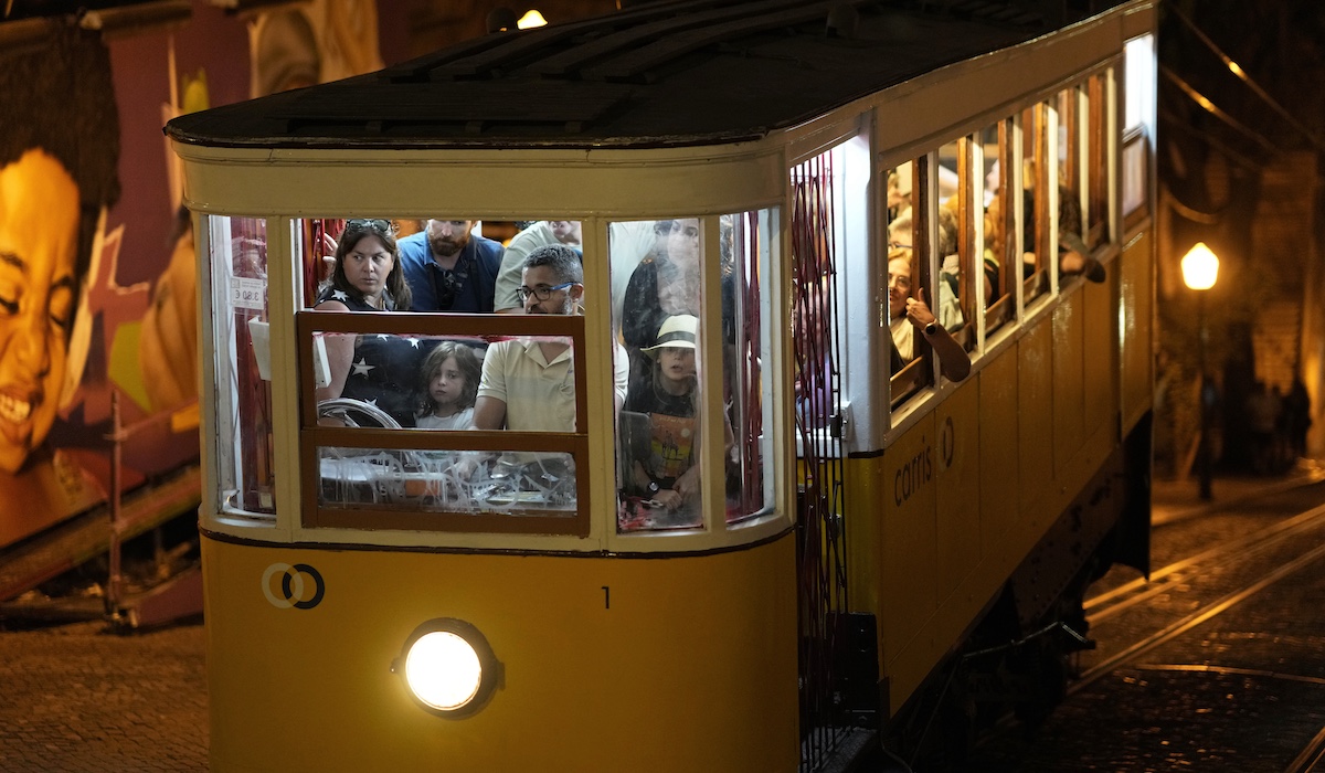 Che storia ha la funicolare della Glória di Lisbona