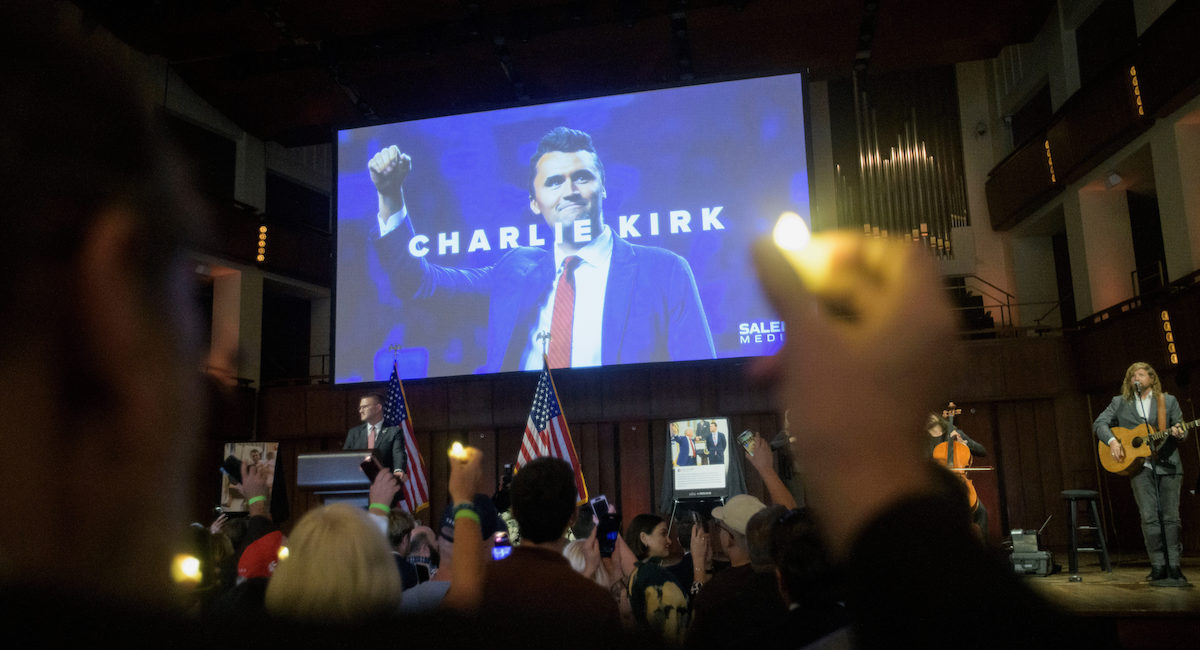 La destra americana fa licenziare chi festeggia l’omicidio di Charlie Kirk