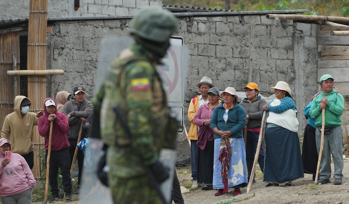 In Ecuador il video del pestaggio di un manifestante sta alimentando le proteste