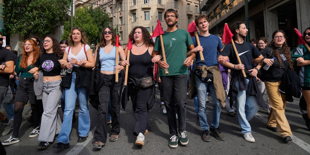 In Grecia una riforma per estendere l’orario lavorativo sta facendo molto discutere