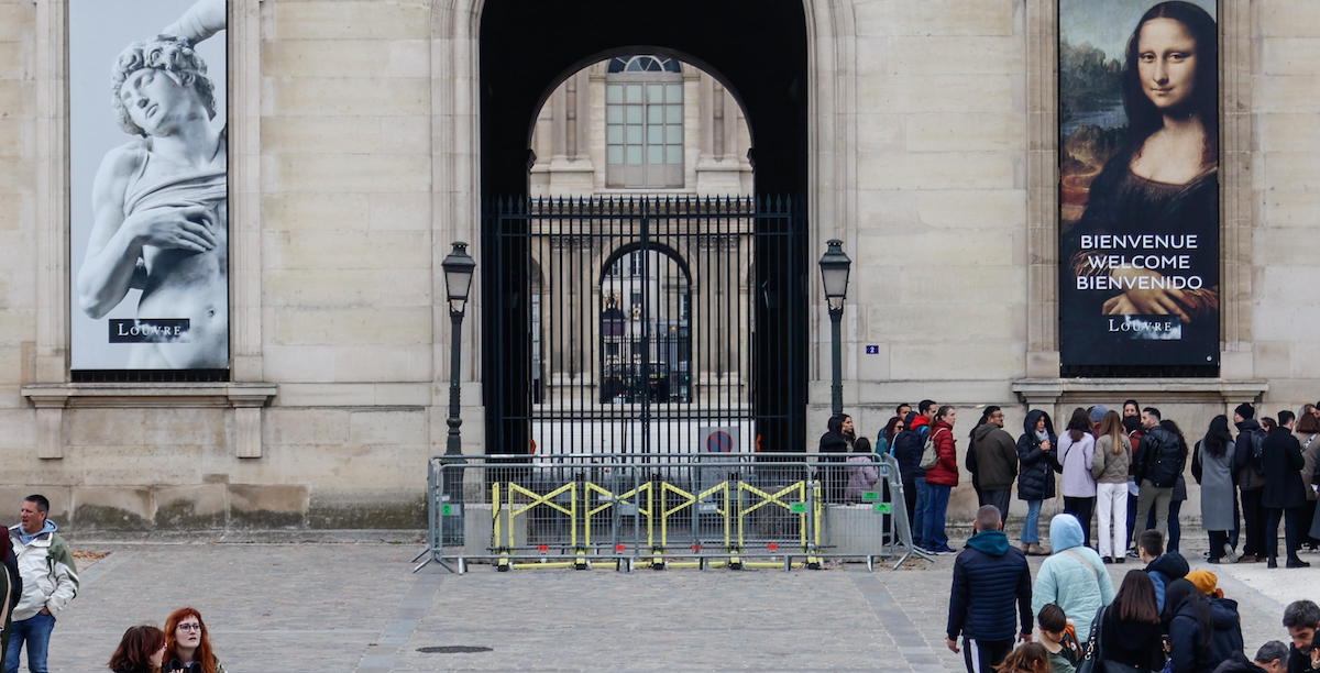 Altri furti della storia del Louvre