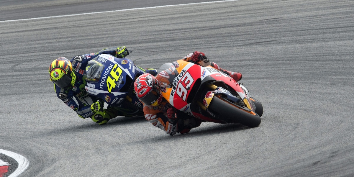 Márquez fece perdere Rossi, o Rossi fece cadere Márquez?