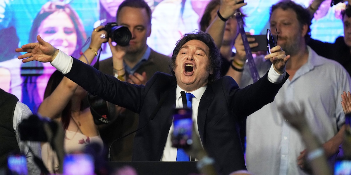 La sorprendente vittoria di Milei alle elezioni di metà mandato in Argentina