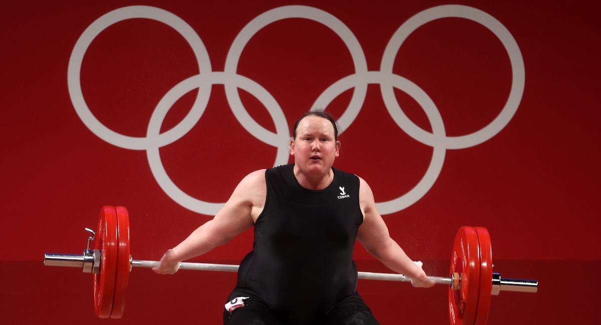 Perché si riparla di atlete trans alle Olimpiadi