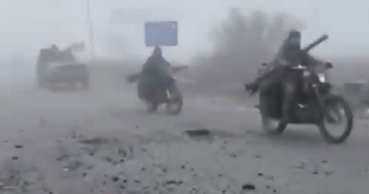 A Pokrovsk si continua a combattere, nella nebbia