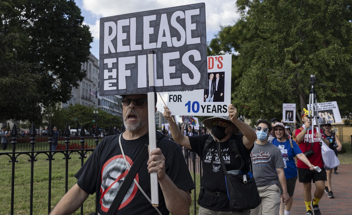 Gli “Epstein files”, dall’inizio