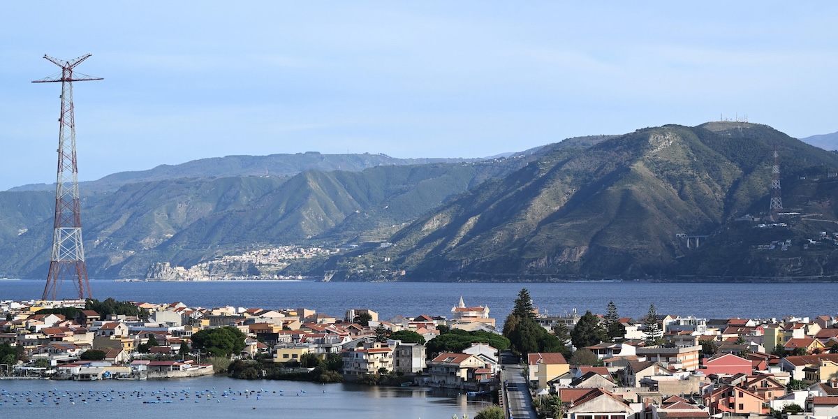 Il progetto del ponte sullo Stretto è tornato indietro di otto mesi