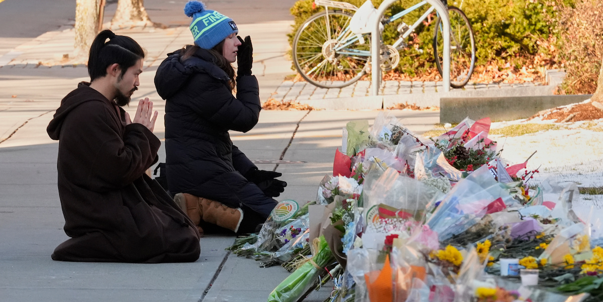 CBS News dice che la polizia ha identificato una persona sospettata di essere coinvolta nella sparatoria alla Brown University