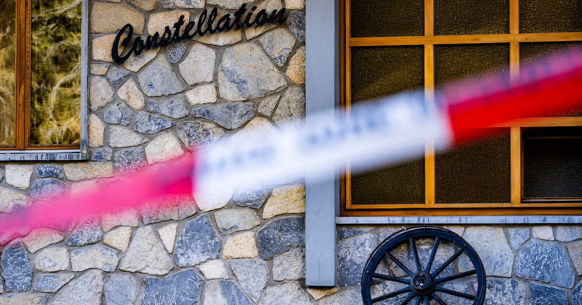 La strage causata da un incendio a Crans-Montana, in Svizzera