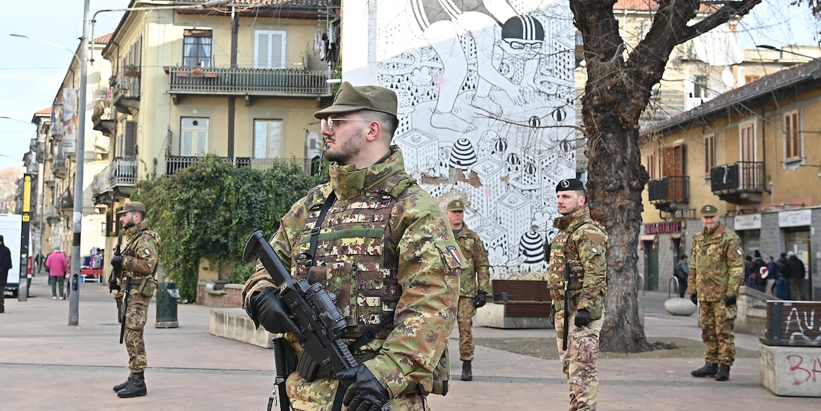 Il bisticcio surreale nel governo sull’uso dei soldati in città